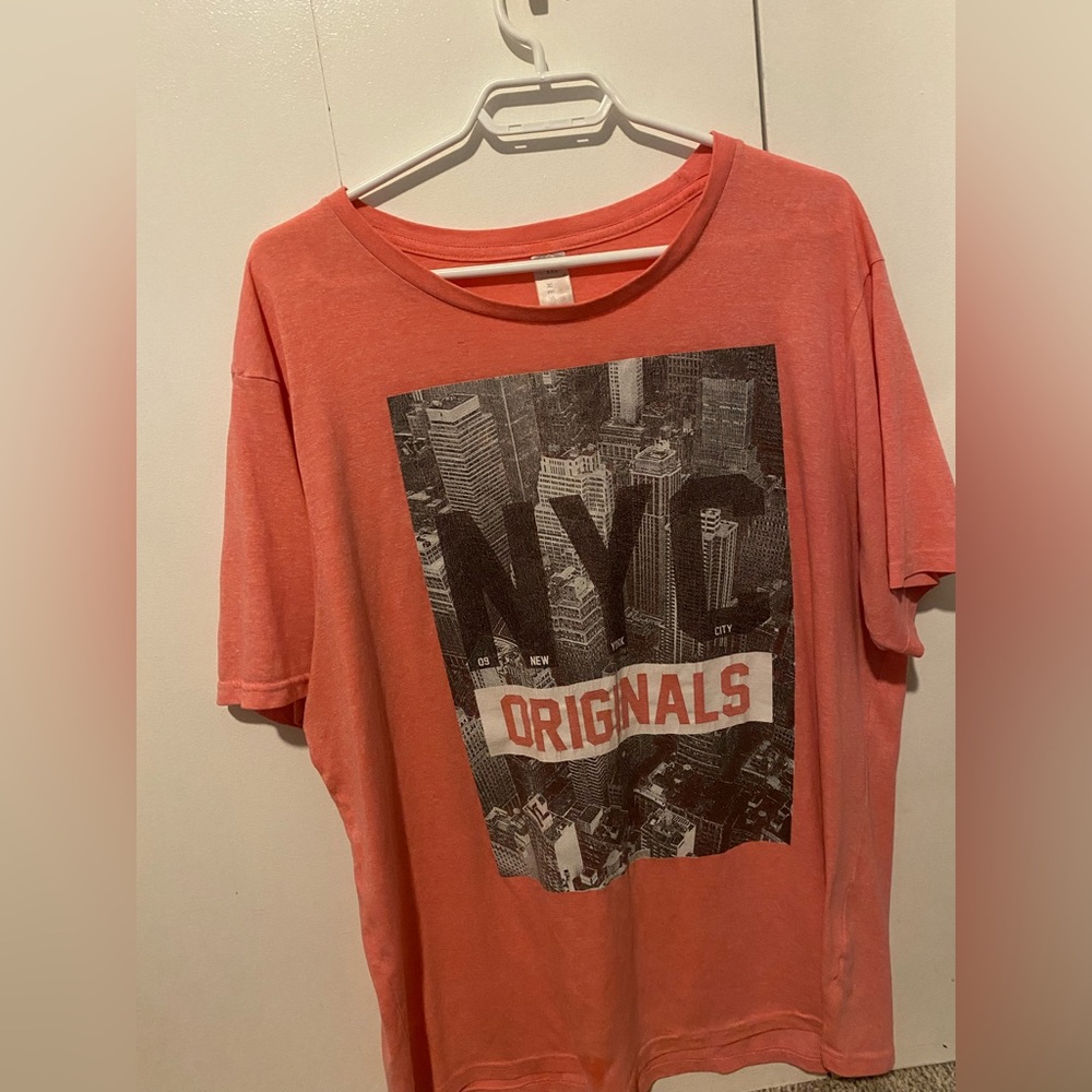 ~Urban Heritage T-Shirt~ Used